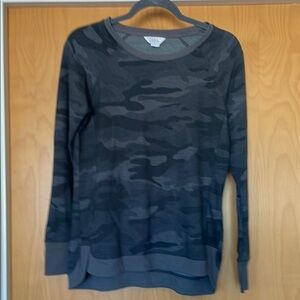 Danskin Gray camo Long Sleeve Tee